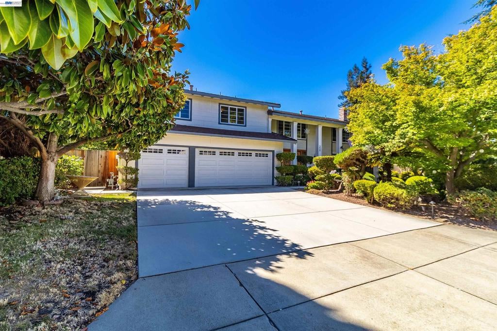 259 SEGOVIA PLACE