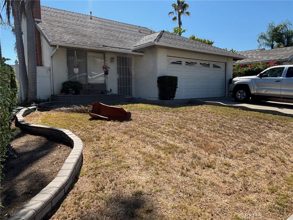 22735 Via Santa Rosa