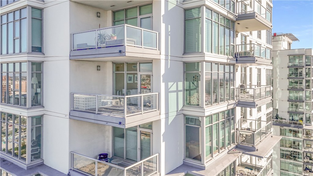 West Ocean Towers - Residential Lease