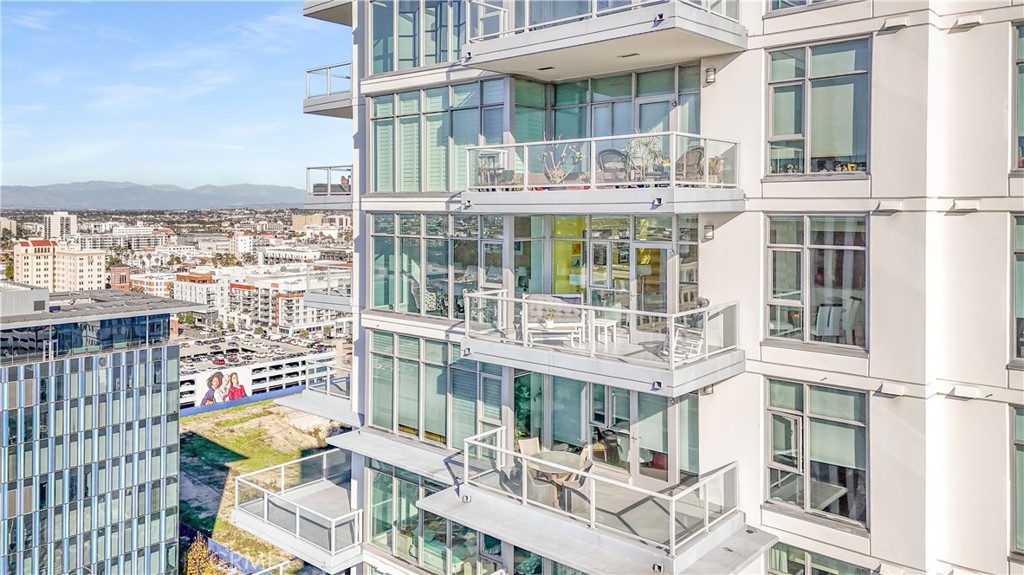 West Ocean Towers - Residential Lease