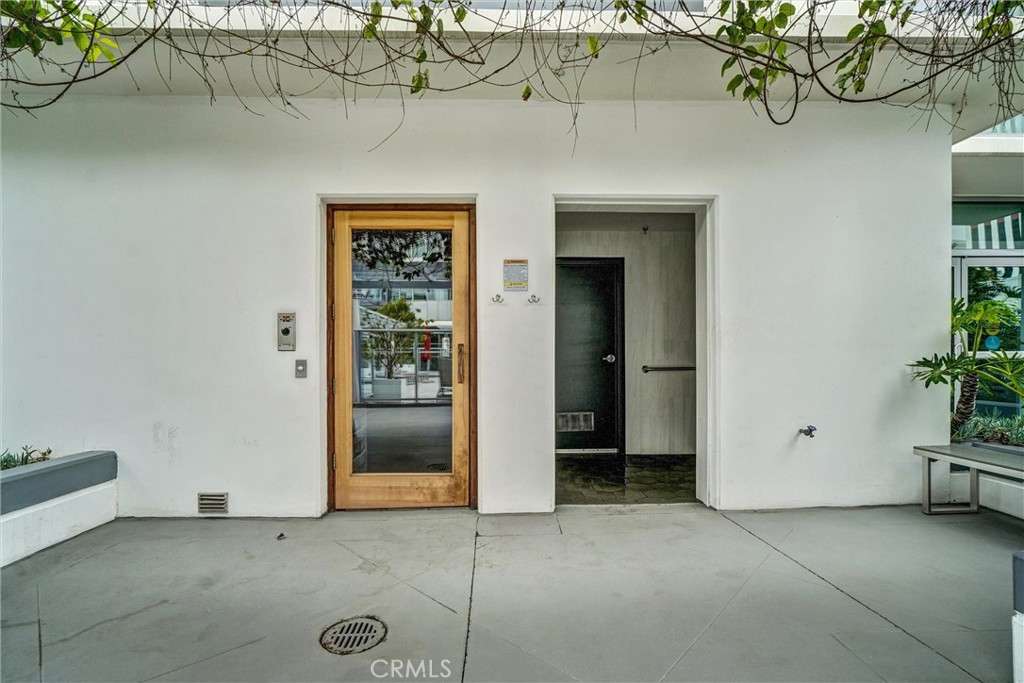 West Ocean Towers - Residential Lease