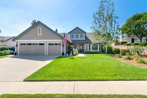 Photo of 2009 N Shorewood Ave, Upland, CA 91784 (MLS # CV26083660)