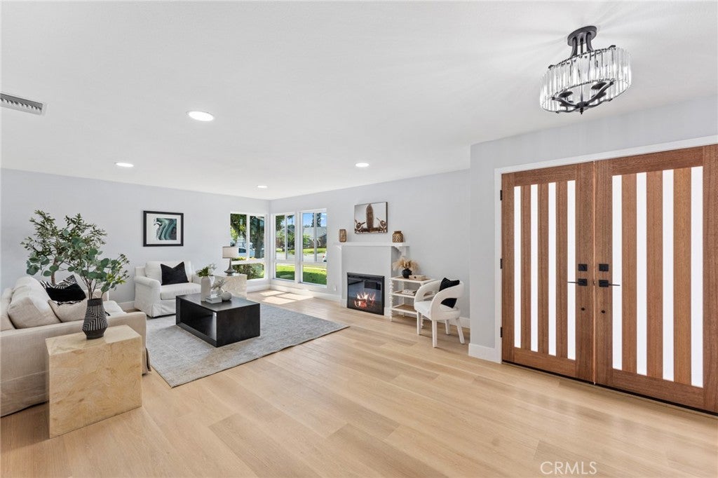 5102 Canterbury Drive