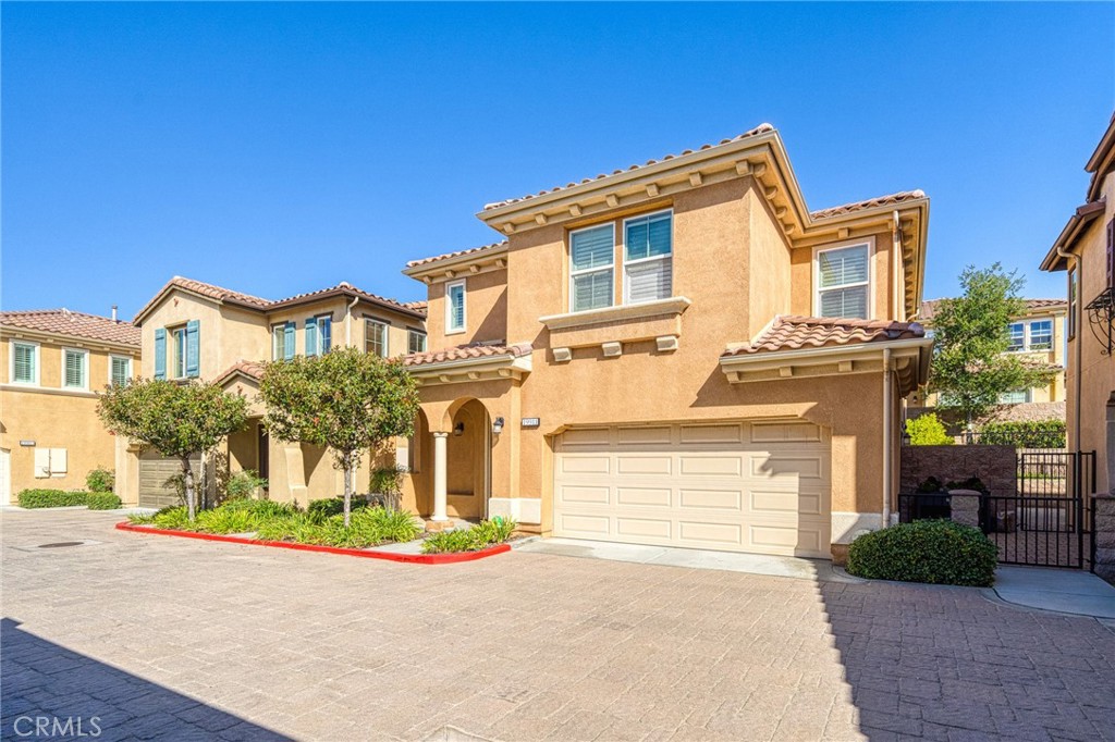 Villaggio - Residential Lease