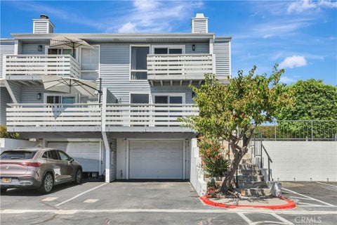 Photo of 24581 Harbor View DR #D, Dana Point, CA 92629 (MLS # OC26193950)