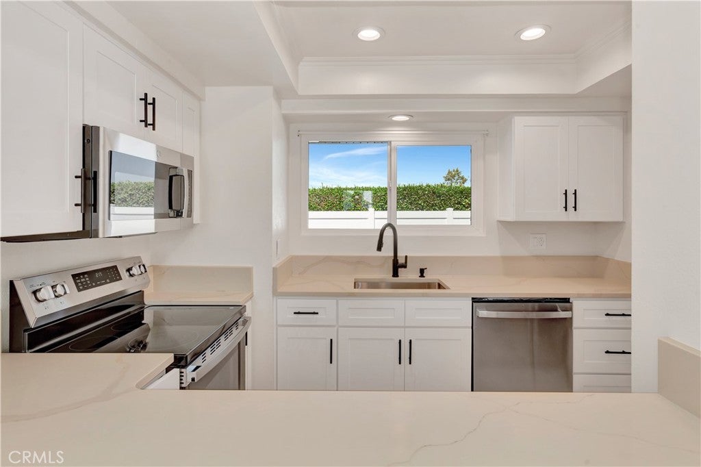 24581 Harbor View D
