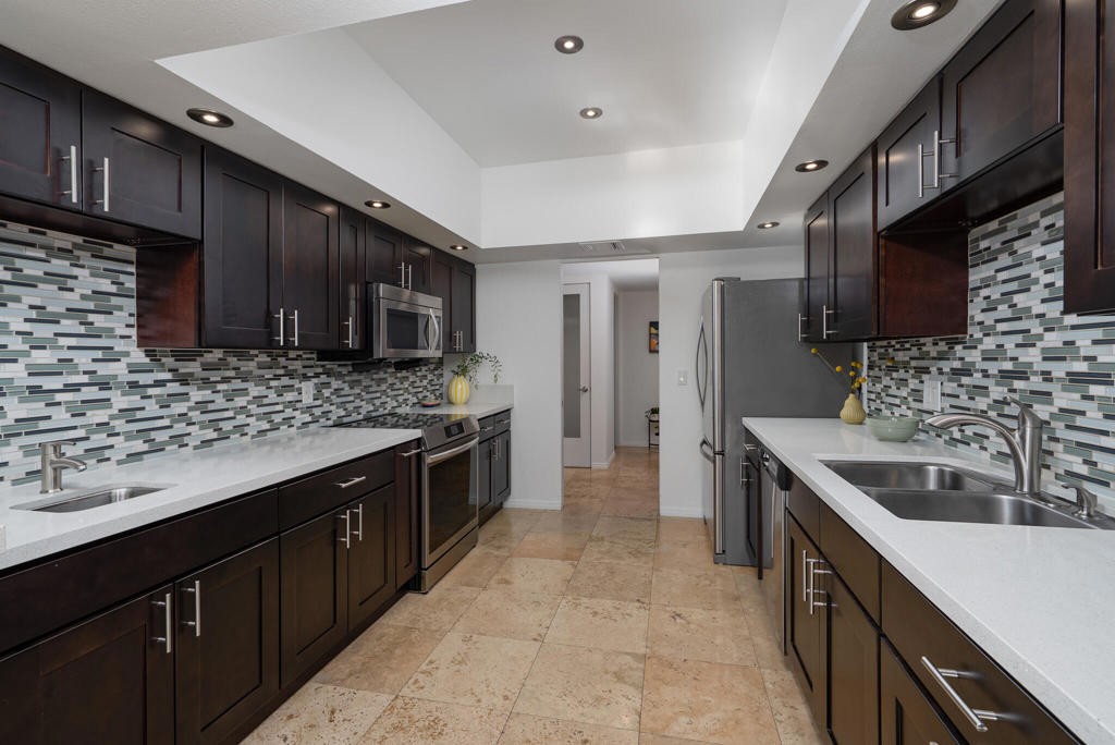 Seven Lakes C.C. - Residential