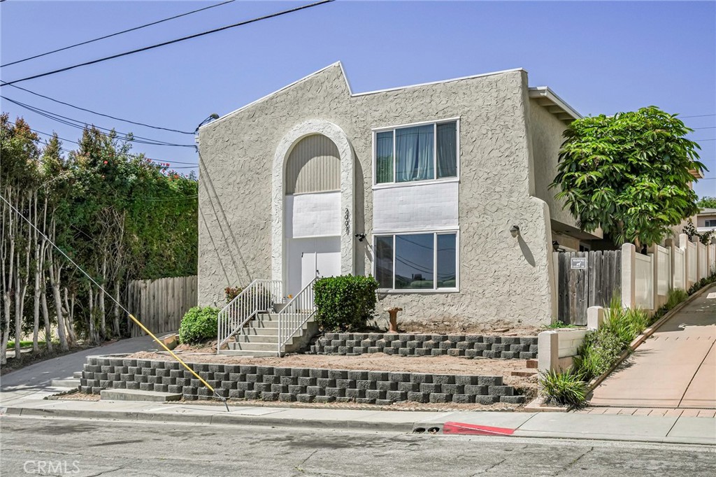 2007 Huntington Lane