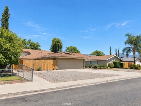 Photo of 4146 Trevor Ln, Hemet, CA 92544 (MLS # PW26201715)
