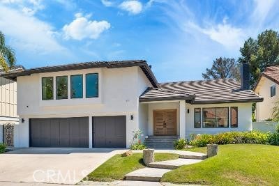 Photo of 18340 Sandringham Court, Porter Ranch, CA 91326 (MLS # SR26146992)