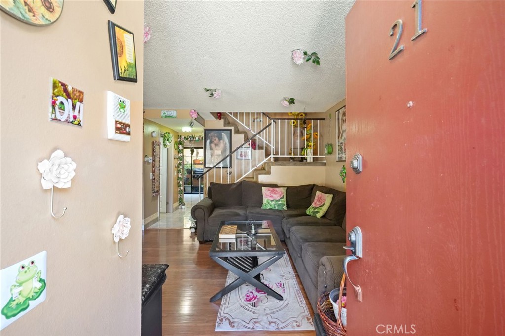 13540 hubbard street 21