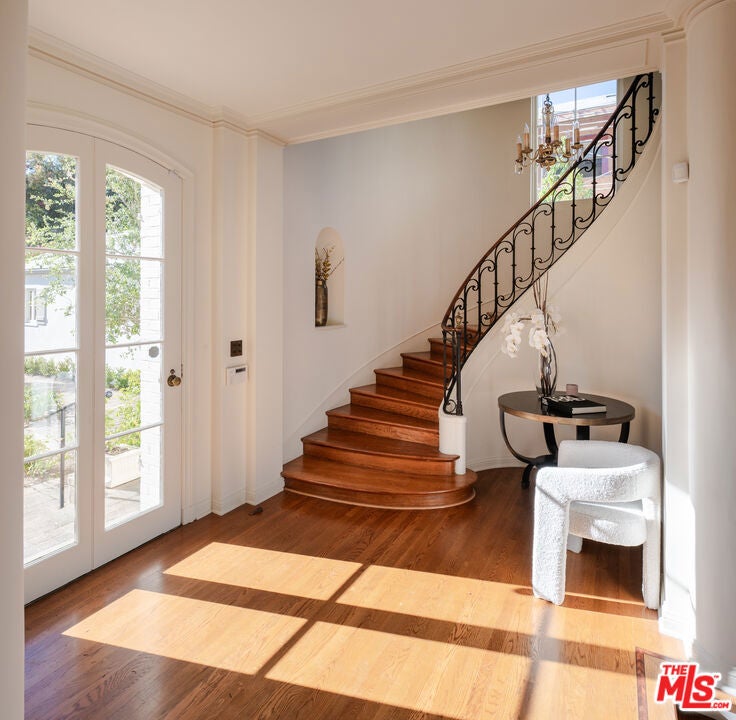 528 Chautauqua Boulevard