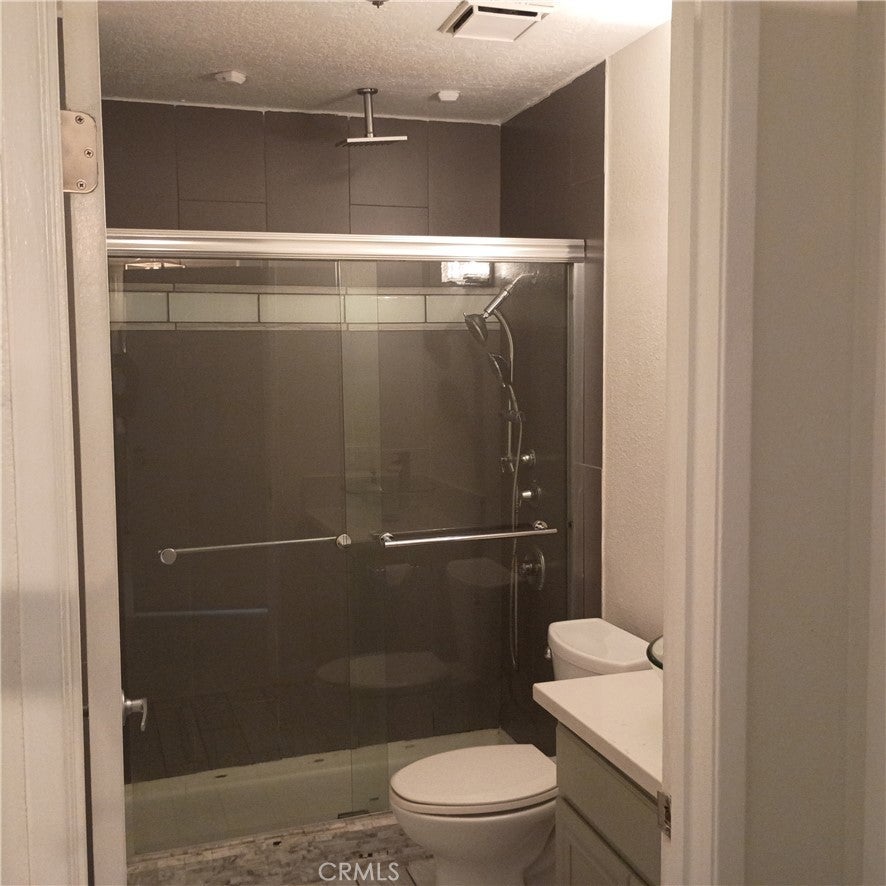 20371 Bluffside #B101 Circle B101