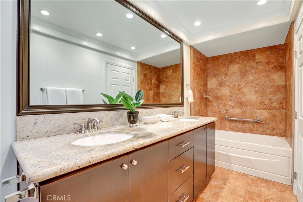 Bixby Hill Gardens (BBG) - Residential