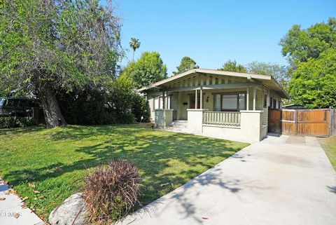 Photo of 970 N El Molino Avenue, Pasadena, CA 91104 (MLS # P1-25772)