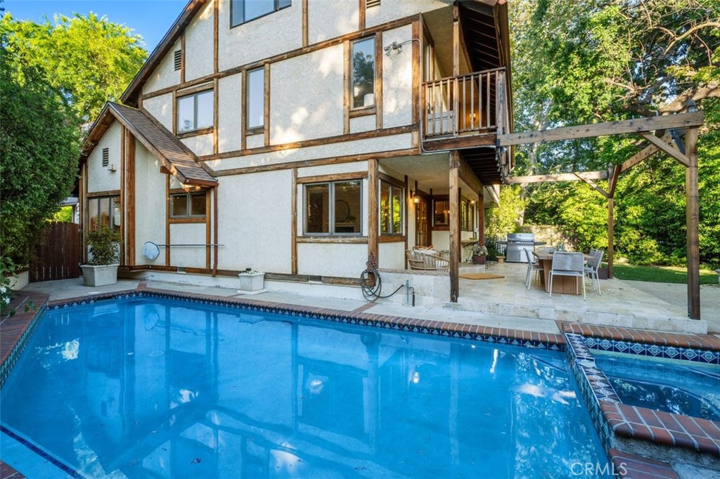 4031 Meadow Lark Drive