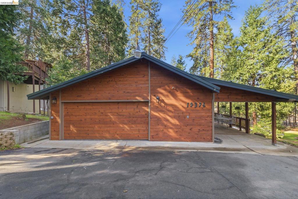 19376 Poplar Cir