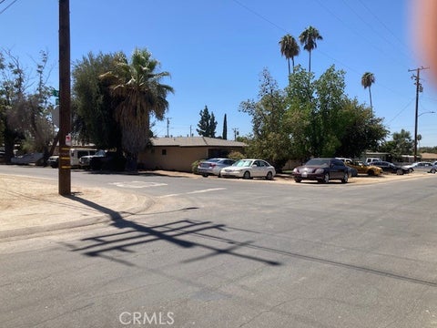 Photo of 1152 Villa ST, Riverside, CA 92507 (MLS # IG26193774)