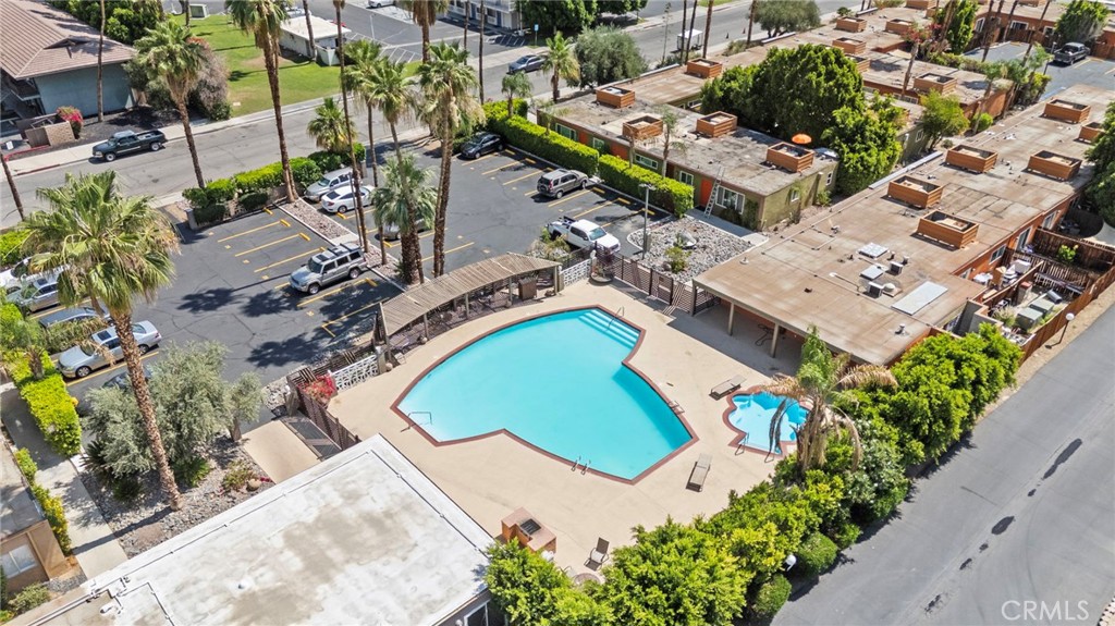 Twin Palms (33512) - Residential Income