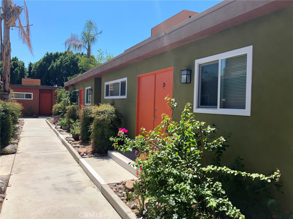 Twin Palms (33512) - Residential Income