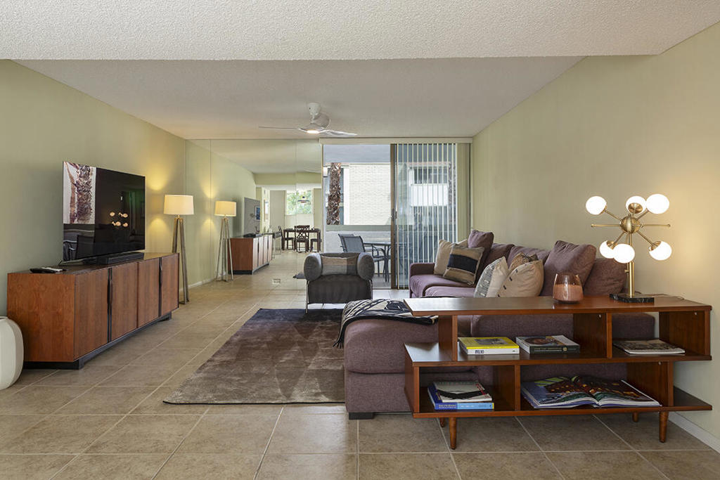 261 E La Verne Way H