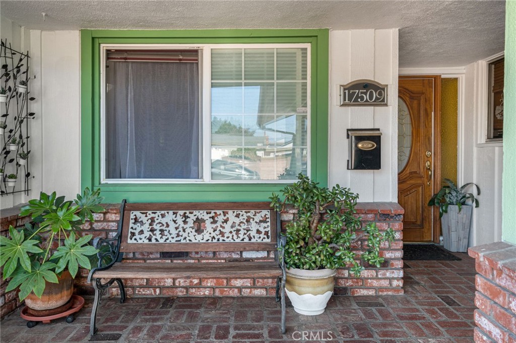 17509 Balfern