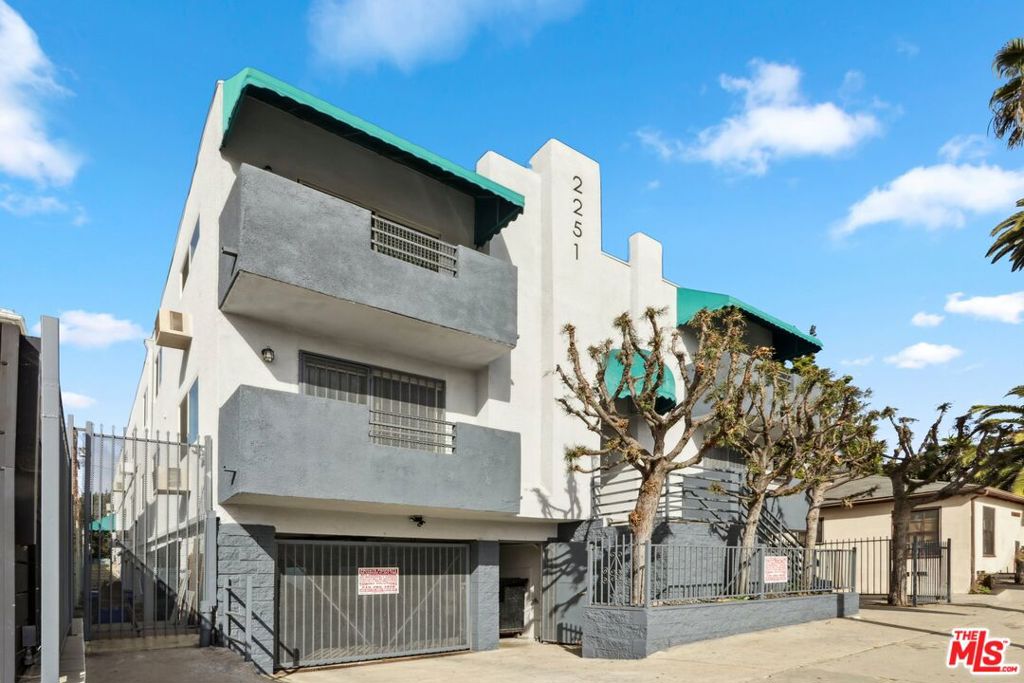 2251 Crenshaw Boulevard