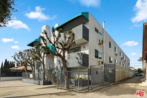 Photo of 2251 Crenshaw Boulevard, Los Angeles, CA 90016 (MLS # 26650275)