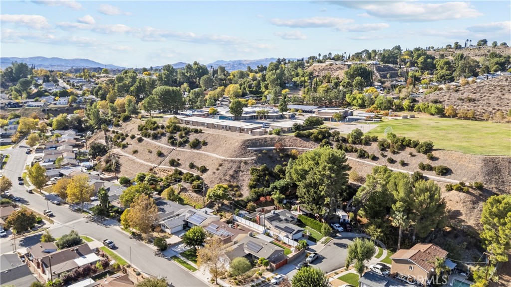Emblem (EMBL) - Residential