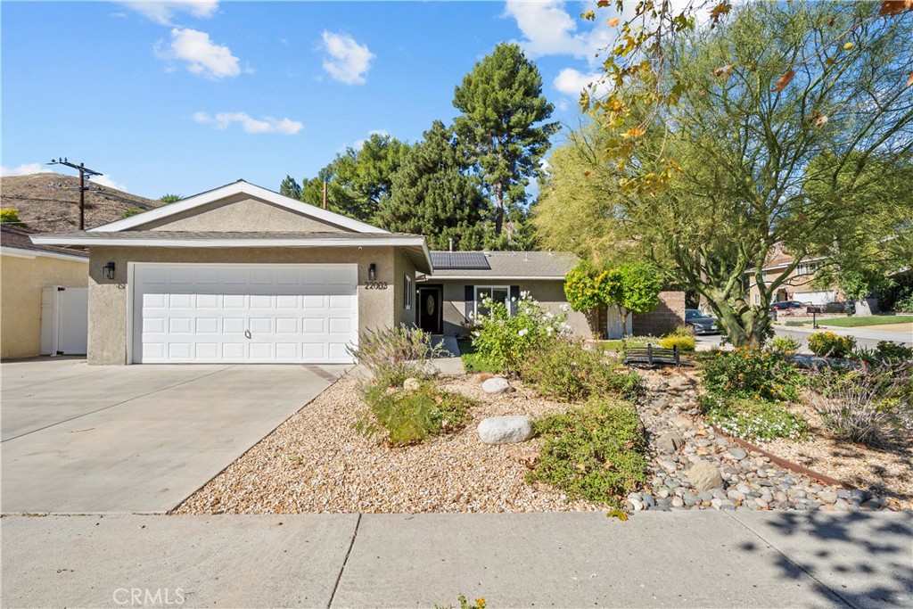 Emblem (EMBL) - Residential