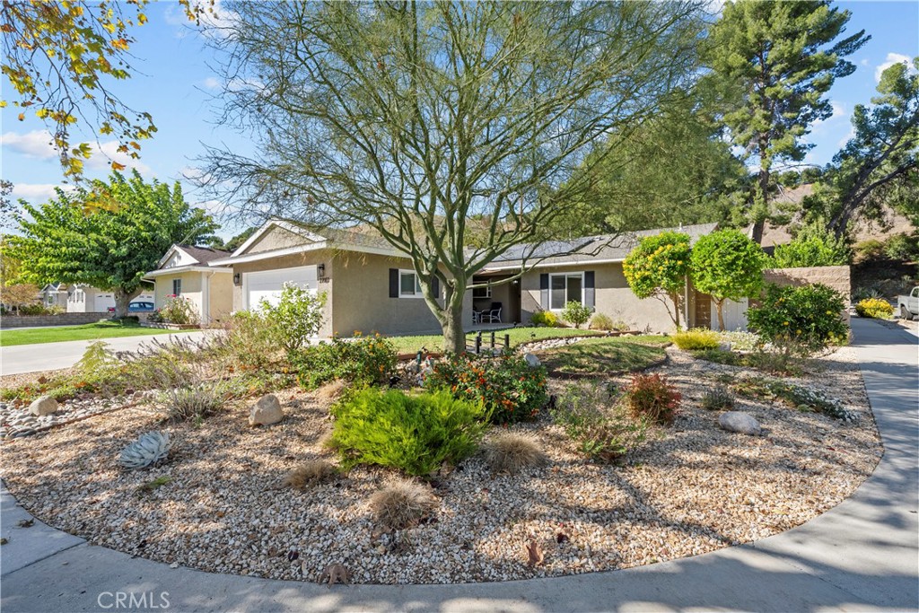 Emblem (EMBL) - Residential