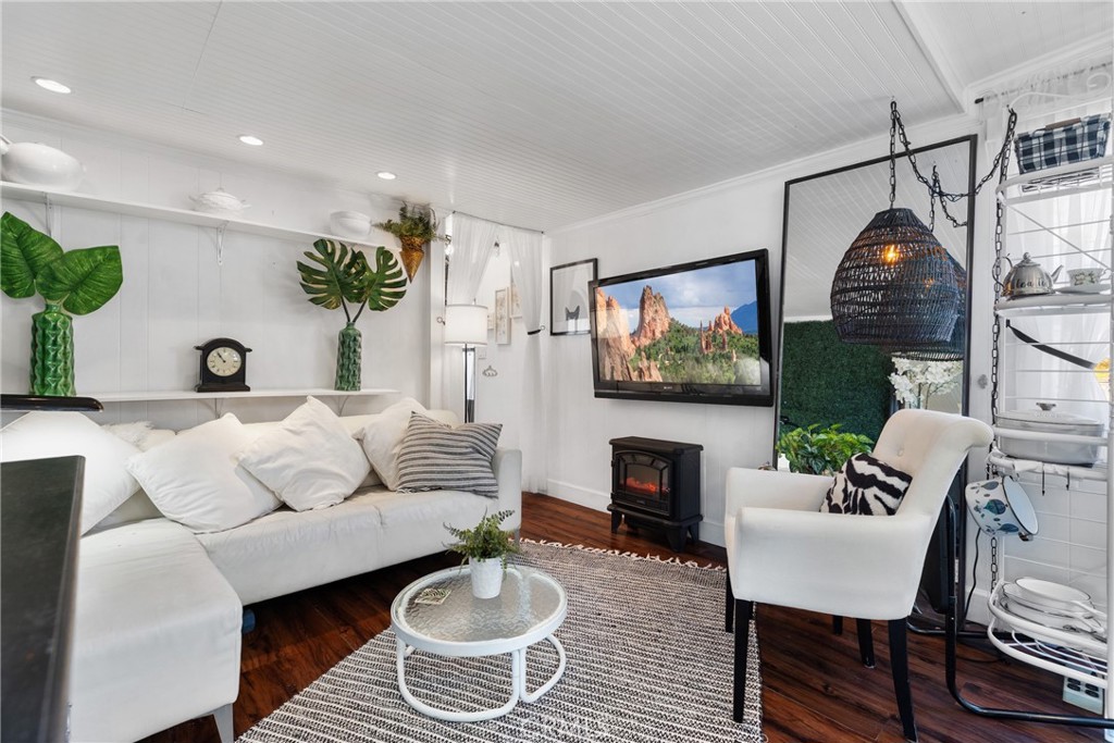 Cathedral City Cove (33611) - Manufactured In Park