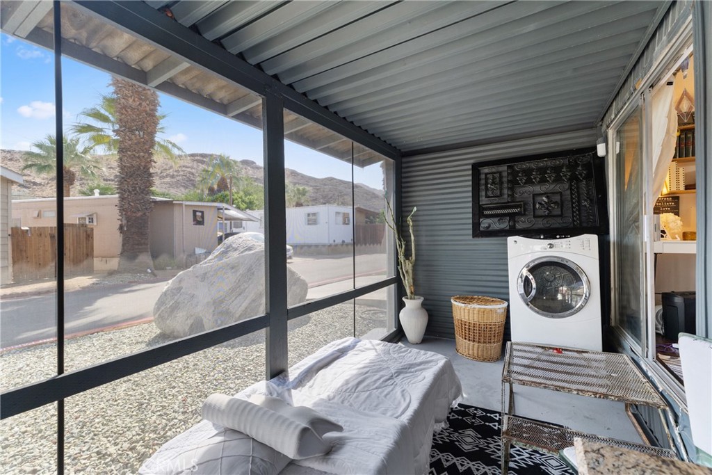 Cathedral City Cove (33611) - Manufactured In Park