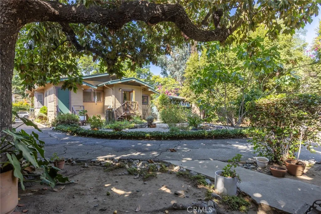 Los Angeles, California 90068, United States, 4 Bedrooms Bedrooms, ,3 BathroomsBathrooms,Residential,Active,224994