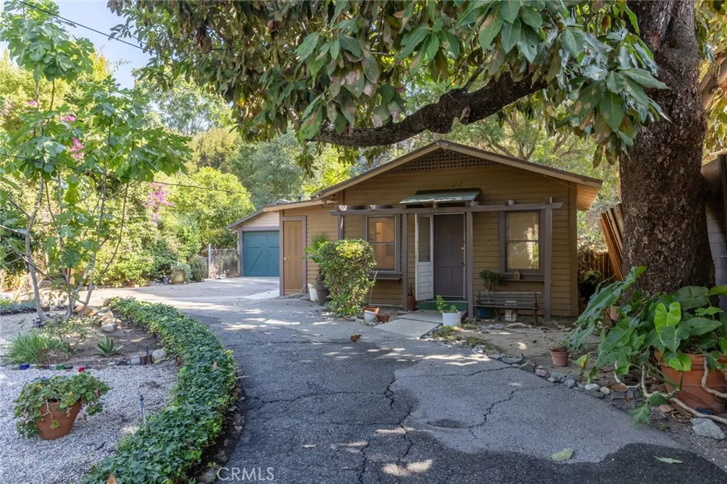 Los Angeles, California 90068, United States, 4 Bedrooms Bedrooms, ,3 BathroomsBathrooms,Residential,Active,224994