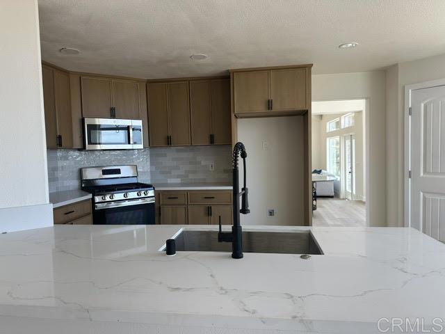 1522 Maxwell Lane