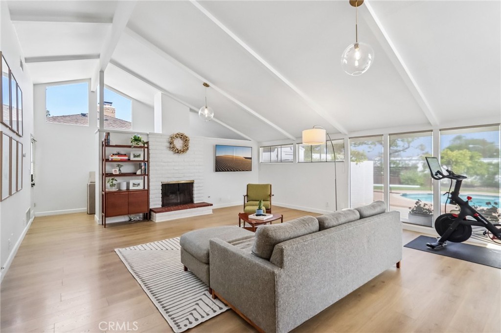 12772 Elizabeth Way