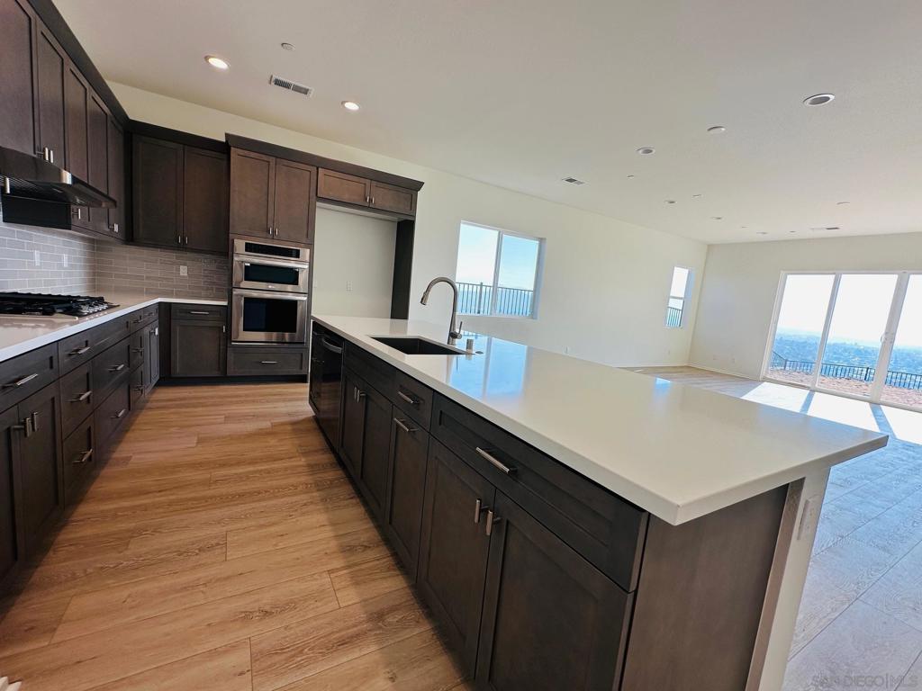 La Mesa - Residential