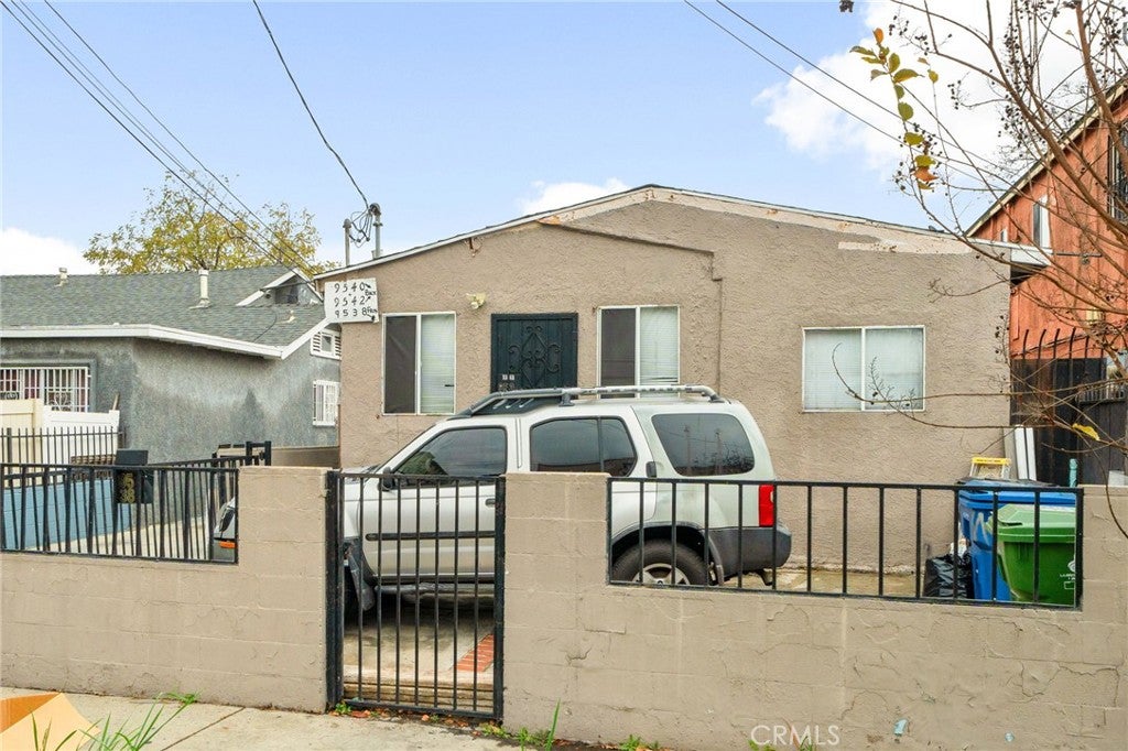 9538 Compton Avenue