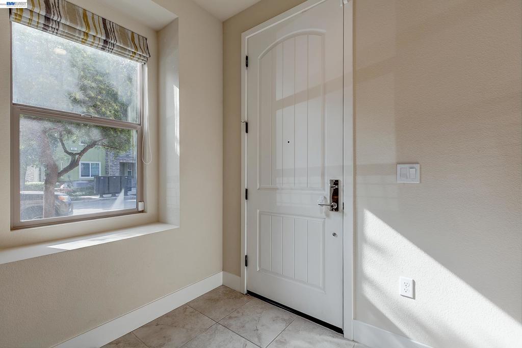 716 TRANQUILITY CIR 1