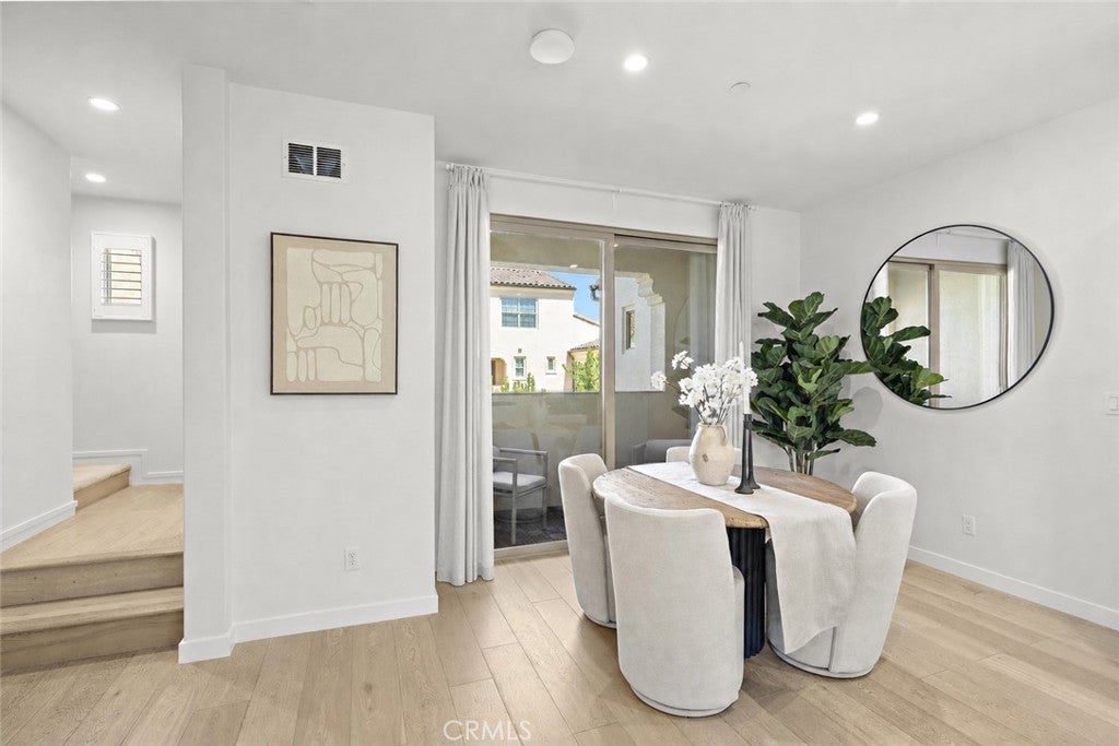 Photo of 184 Elkhorn, Irvine, CA 92618 (MLS # OC26155671)