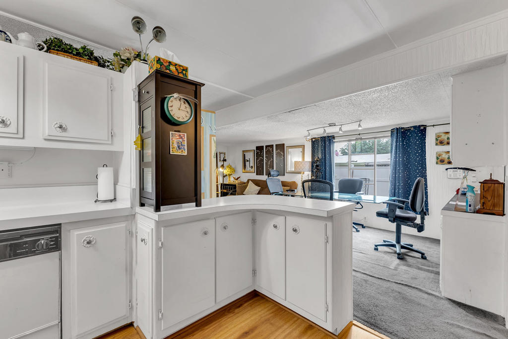 Parkview Mobile Esta - Manufactured In Park