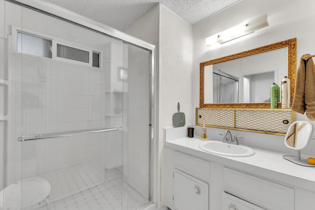 Parkview Mobile Esta - Manufactured In Park