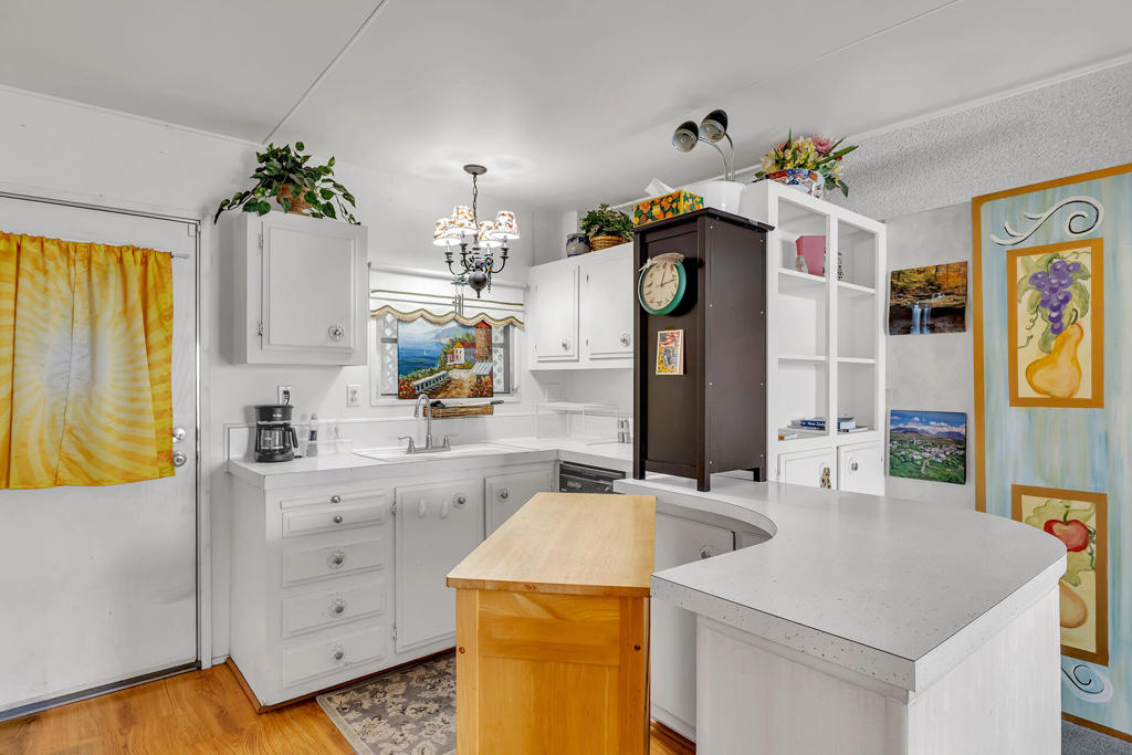 Parkview Mobile Esta - Manufactured In Park