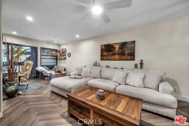 7740 Redlands Street G3092