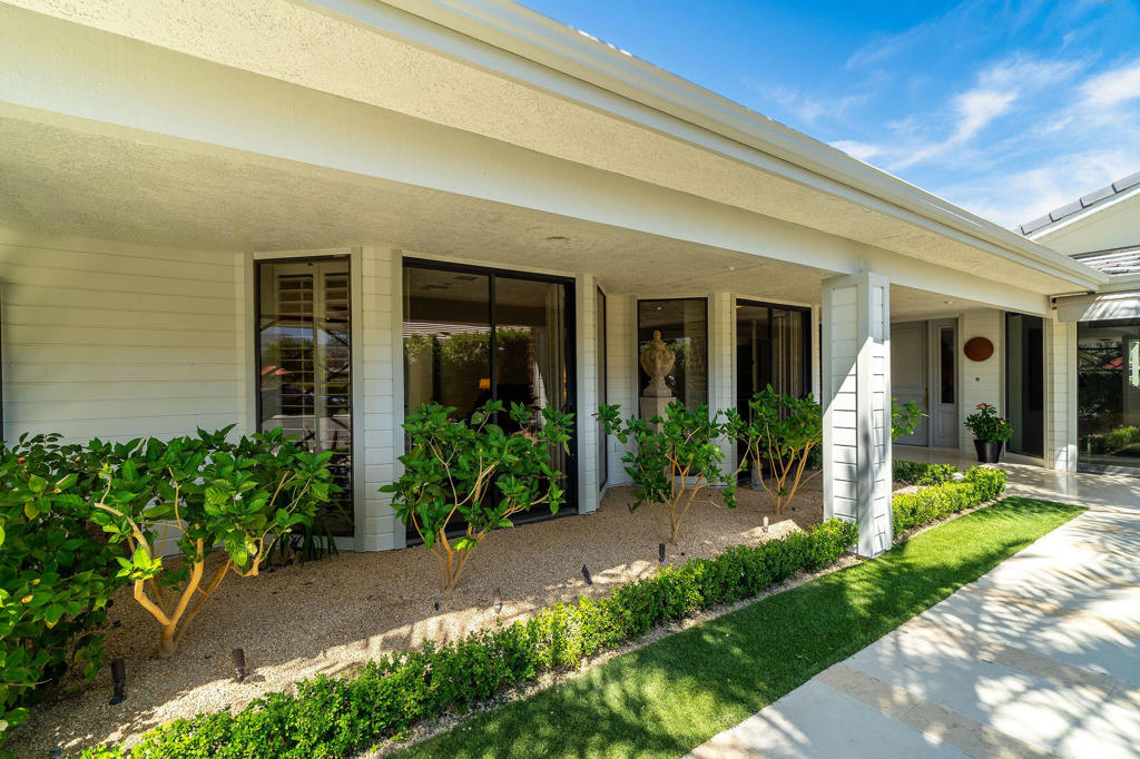 61 Mayfair Drive