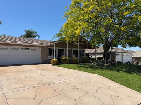 Photo of 30001 Vacation DR, Canyon Lake, CA 92587 (MLS # SW26113258)