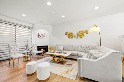 7862 W Manchester Playa Del Rey CA 90293