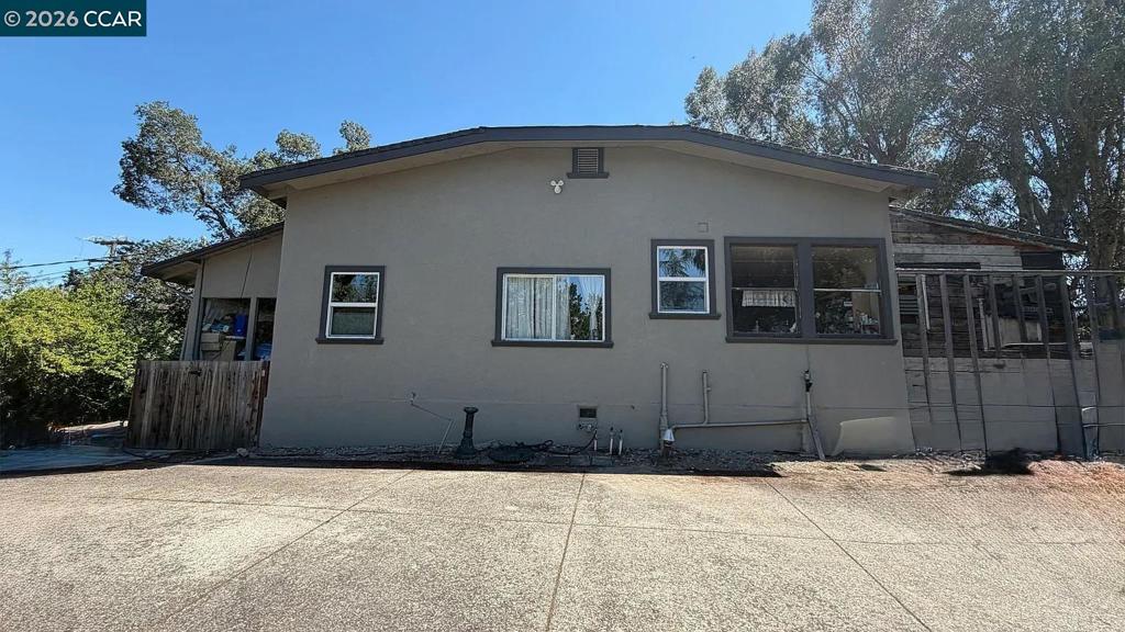 1591 Green Valley Rd