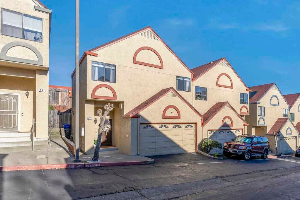 Photo of 903 Appian Knoll Ct, El Sobrante, CA 94803 (MLS # 41121068)